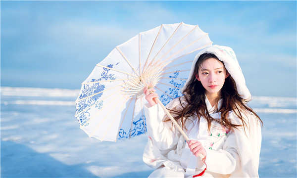 金秀试管代怀生子多少钱一个？助孕之路的费用分析与方案选择