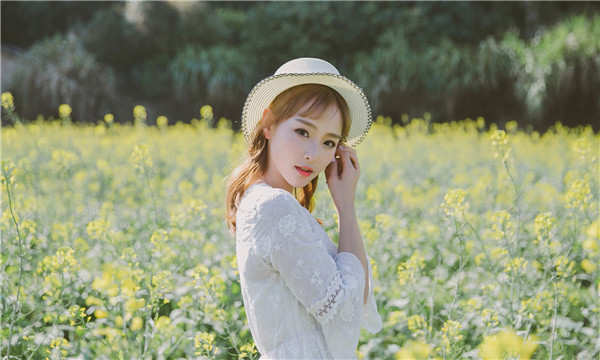 金秀标题：想找个女人帮忙生孩子的有效解决方案，助您圆梦家庭